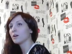Aranfull fucks herself in front of webcam