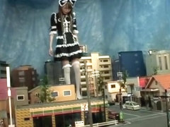 Japanese Maid Giantess
