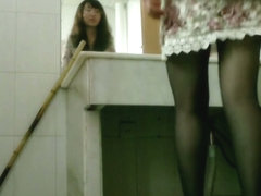 Horny japanese voyeur is filming a pissing amateur