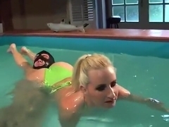 Underwater wrestling