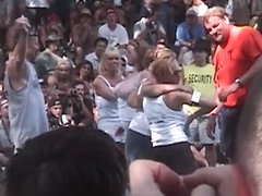 The Amateur Contest At The August 2004 Show - SouthBeachCoeds