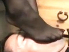 My hubby licks my feet in homemade foot fetish video