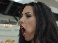 Nasty Alexa Tomas wants her muffin cooked with cum
