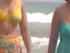 candid beach compilation 3