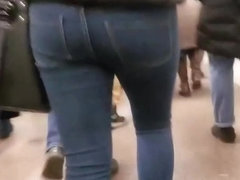 Chubby milf's ass