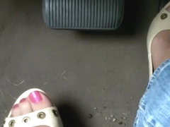 pedal pumping tan heels