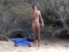 Voyeur su spiaggia nudista alle Canarie