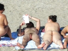 Amateur Voyeur Beach Nude Milfs Pussy And Ass Close Up