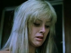 Suzanna Love in Olivia (1983)