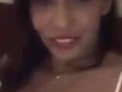 girl annoys her man on periscope
