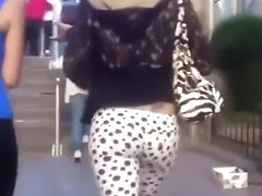 Girl in with tight pants sexy ass