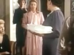 Anita Rinaldi in Betty Blue pleated skirt scenes