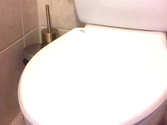 CROSSDRESSER WHORE ENEMA