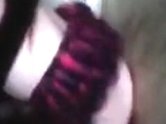 amatuer babe fucking herself