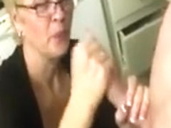 Mature slut shows what she can do with a young hard cock