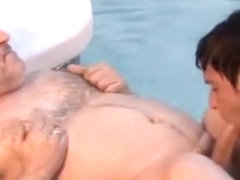 mandy oral sex in pool