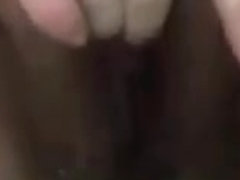 My aunt in the toilet is maimed