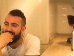 Who is this gorgeous actress ?