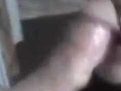 Amateur girlfriend swallowed / who is this girl?