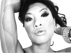 Stunning Asa Akira Plays With Her Wet Pussy