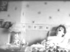 Mom masturbatinghard in bed - hidden cam