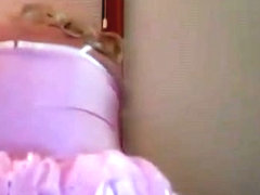 made a messs in his pritty pink dresss