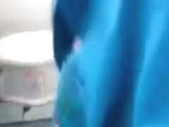 Budak sekolah buat sex dalam jamban