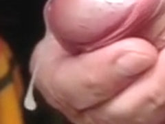 Abspritzer in Zeitlupe super Qualitaet Sperma Schwanz