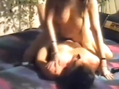 Meine schwester 18 reitet auf ihrem bruder