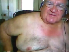 Leo talks Dirty and Jerks His Cock