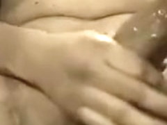 Oil massage with nice cumshot