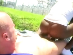 Black getto guy outdoortaking cock in the ass
