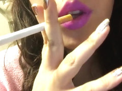 Sexy Brunette Babe Close Up Smoking Cork Tip 100 Cig Pastel Pink Lipstick