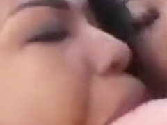 Scopa la bocca di 2 deliziose negrette