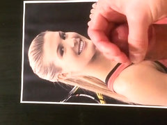 Jerking off and cumming to eugenie bouchard