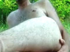 Outdoor Kloetentraining mit Zuschaueren