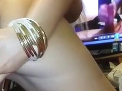 Puffy peach blondes solo toy action