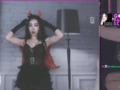 twitch streamer model QueenMico dancing compilation