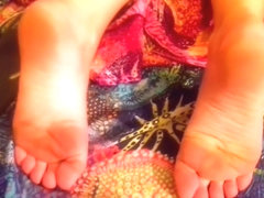 Lucy's Flip Flop and Barefeet 2