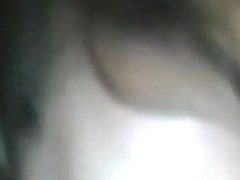 italienne chaude se gode le cul sur skype