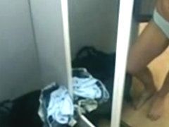 Hidden Cam in Changing Cabine BV