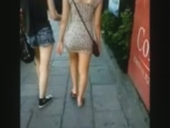Sexy asses show on the street