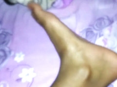Hidden Camera Films Sexy Feet