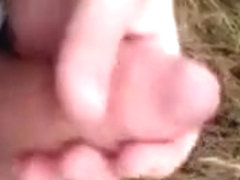 Outdoor Wanking with Cumshot