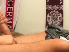 jo vid during the time that watching xtube