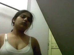 Indian girl show his big boobs and get naked.