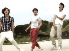 One Direction What Makes You Beautiful