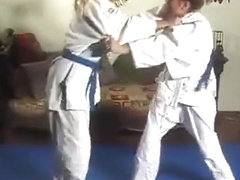women judo match