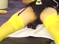 18 JORGINA - MEDIUM GOOSE WITH BLACK LINGERIE