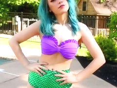 Girls trying on sexy swimsuits